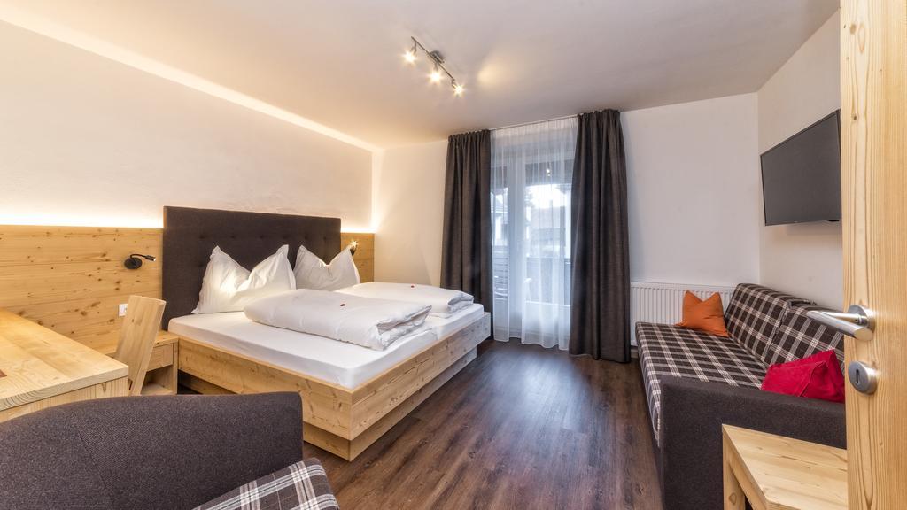 Geniesserhotel Messnerwirt Olang Bagian luar foto