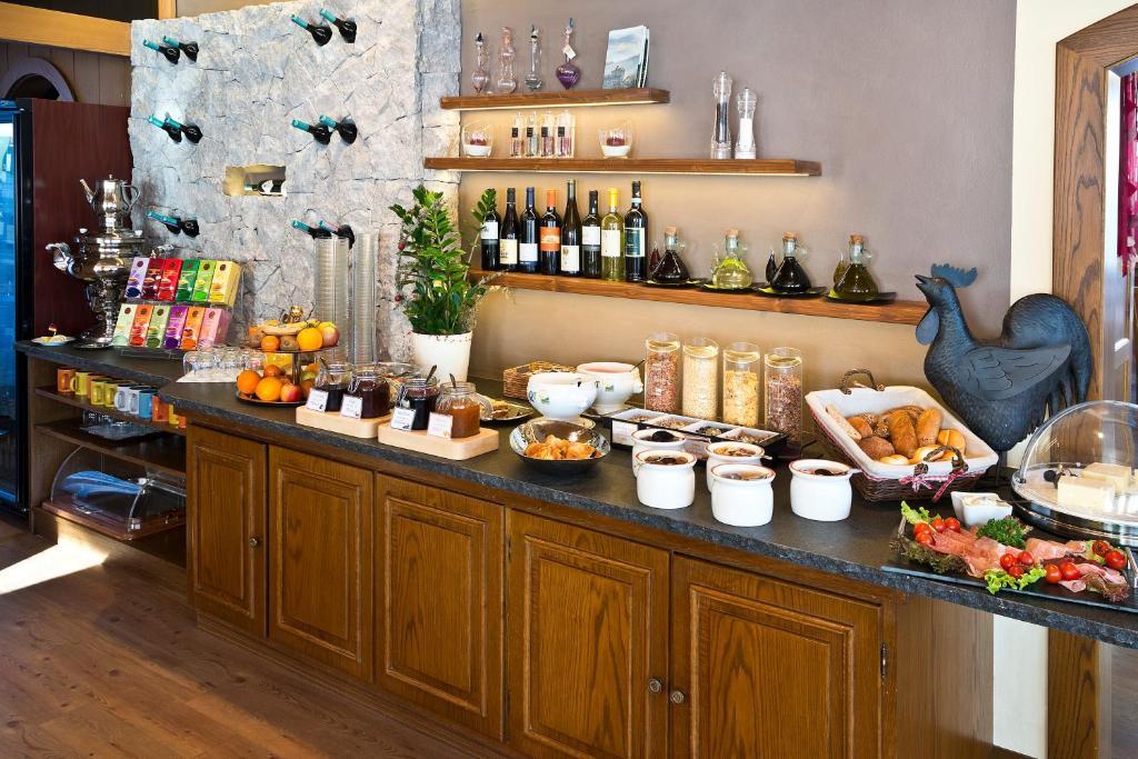 Geniesserhotel Messnerwirt Olang Bagian luar foto
